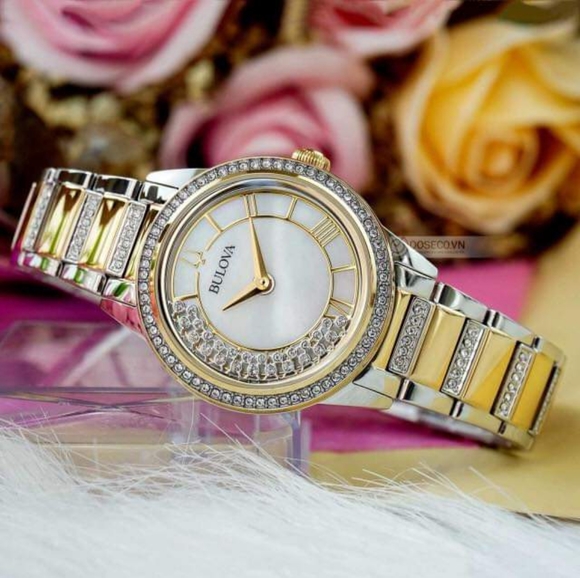 **SOLD** Bulova Crystal Turnstyle Mother of Pearl Dial Two-tone Ladies Watch - Picture 2 of 11